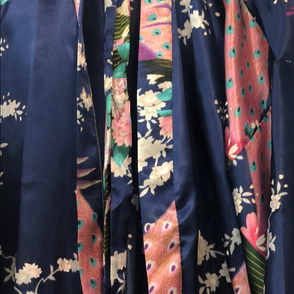 Kimono Robe - Picture 2 of 2